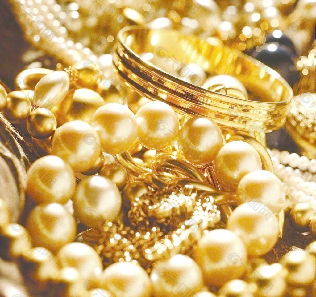 結(jié)婚買黃金珠寶要注意這幾個(gè)問(wèn)題